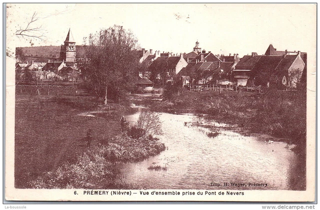 58 PREMERY - vue d'ensemble prise du pont de nevers