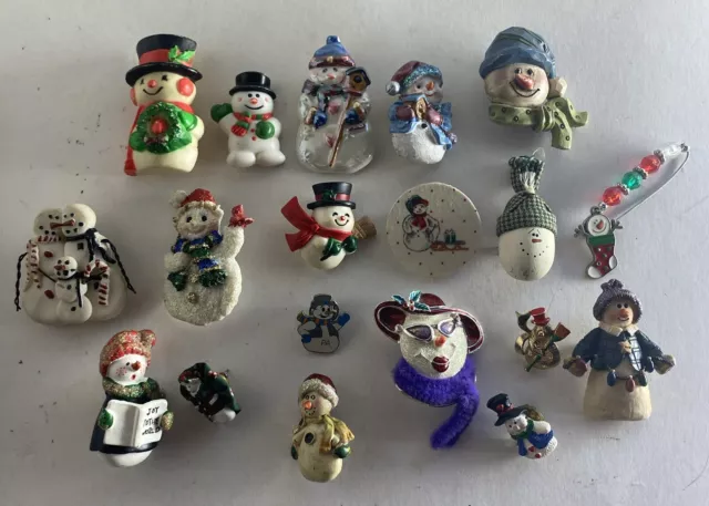 VTG Snowman Christmas Brooch Pin Lot Of 19 Resin Ceramic Wood Plastic Holiday