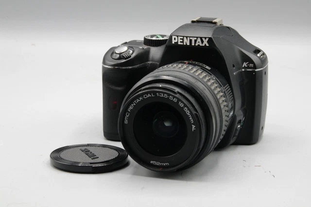 PENTAX K-M 10.2MP DSLR with 18-55mm F/3.5-5.6 Lens - Excellent 