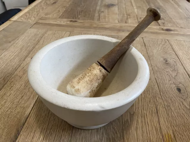 Vintage / Antique Large Pestle And Mortar Number 6 Apothecary Biscuit Porcelain