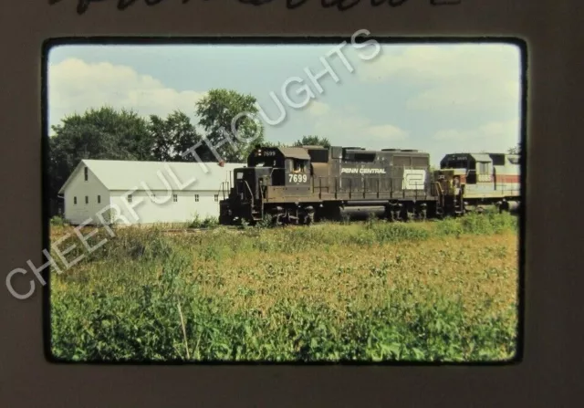 Original '76 Ektachrome Slide PC Penn Central 7699 GP38 action Huntertown  34S50