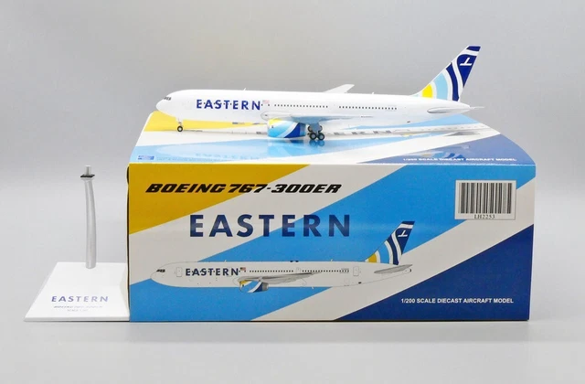 Modèle Réduit Avion KLM Boeing 767-300 – Échelle 1:500 – Starjets – Métal Moulé (sans Socle) – Occasion