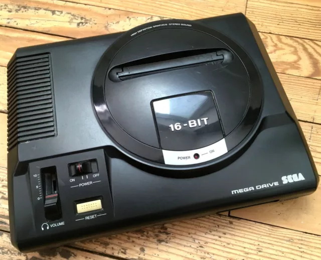 Console Sega Megadrive 1 Pal-G Deutsch 1600-20 Sans Manette Ni Cables Bon État