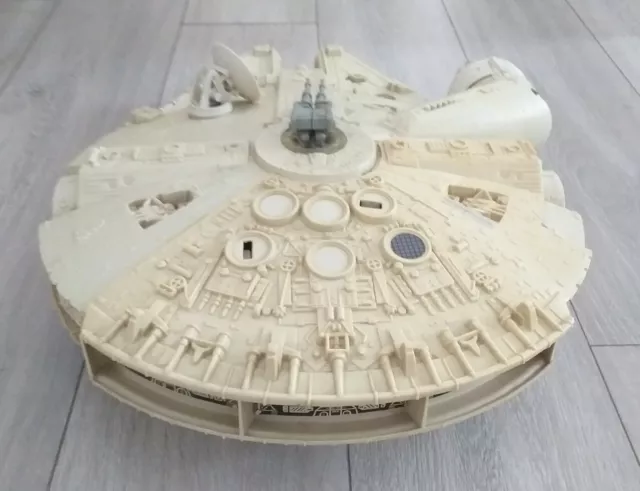 Vintage Kenner Star Wars Millenium Falcon 1979 (F)