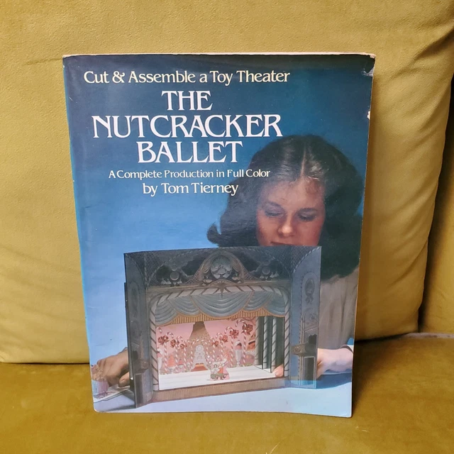 THE NUTCRACKER BALLET Paper Doll Book 1981 Cut & Assemble Toy Theater