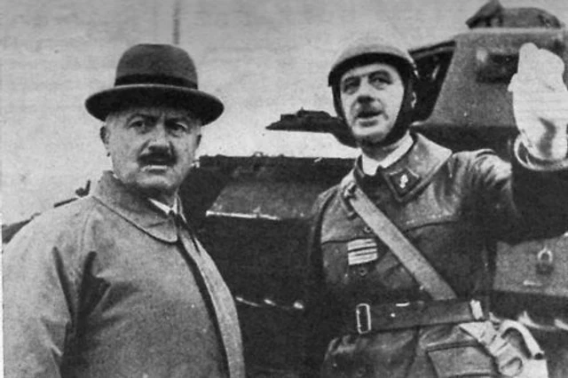 Photo WW2 - France - Col de Gaulle and President Lebrun
