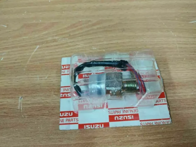 Switch Reverse Lamp fits Isuzu Bus Truck LT FSS FSR LT 1824400501 Genuine