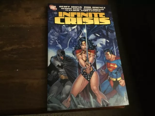 Infinite Crisis (DC Comics, April 2008)