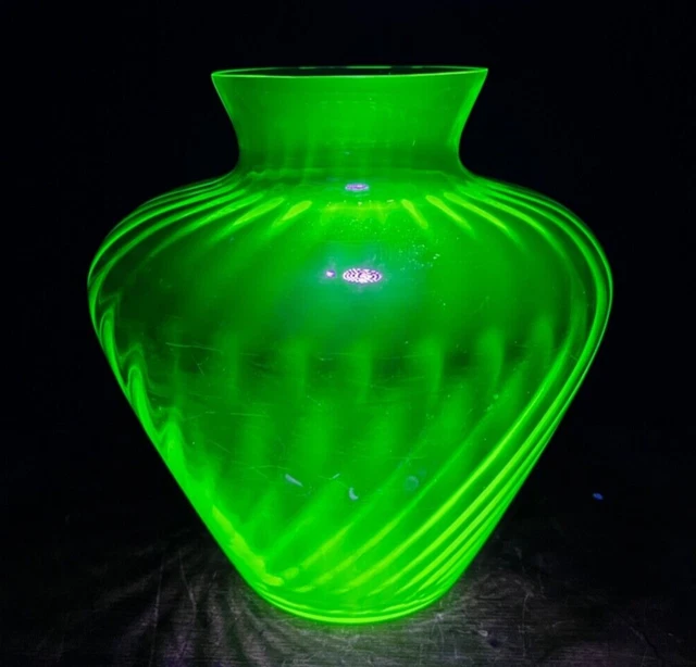 Large Uranium Green Art Glass Optic Swirl Vintage Vase Hand Blown
