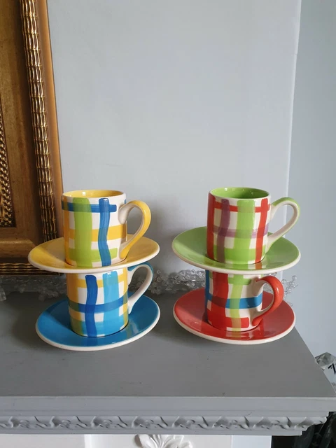 4 x Whittard Espressotassen & Untertassen handbemalt Riss Kreuz Karo Muster