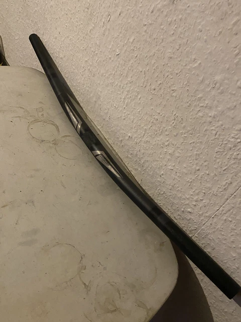 Spezialisierte Hybrid Fahrrad Lenker 660 mm breite schwarze Stangen 25,4 mm Klemme 405g XC 3