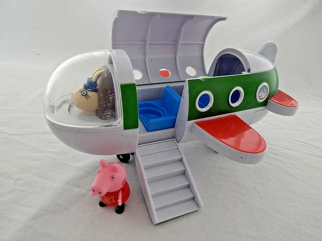 PEPPA PIG JET Plane With Peppa Pig Figure And Fixed Miss Rabbit Figure ...