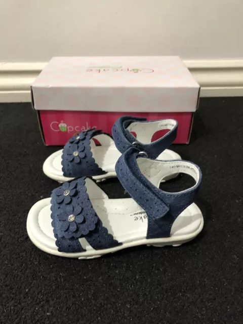 Cupcake couture sandals cheap