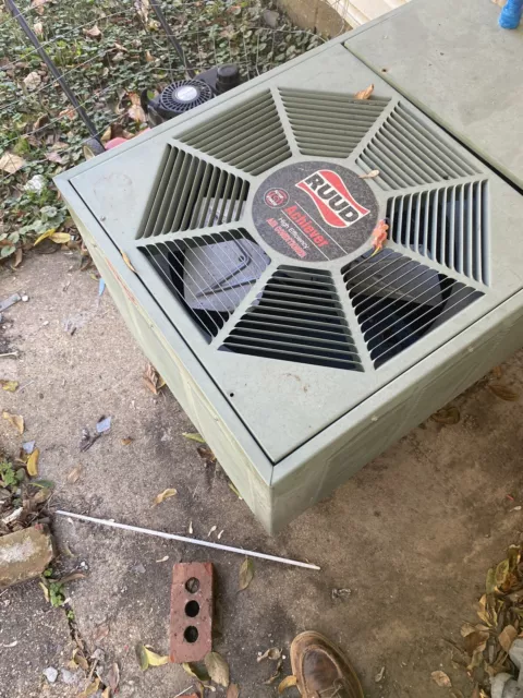 Used 2.5 Ton Condenser Precharged And Evaporator Coil