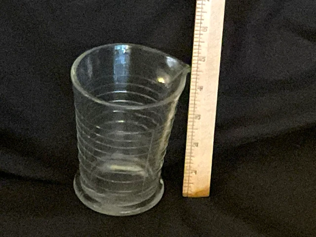 Vintage Glass Beaker Measuring Cup Apothecary Chemistry Photographic 4 1/2" 8 oz