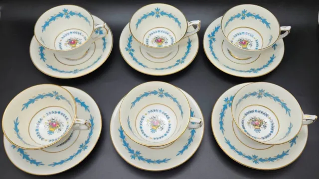 6 Vintage Aynsley Fine English Bone China Cambridge 7818 Cups and Saucers