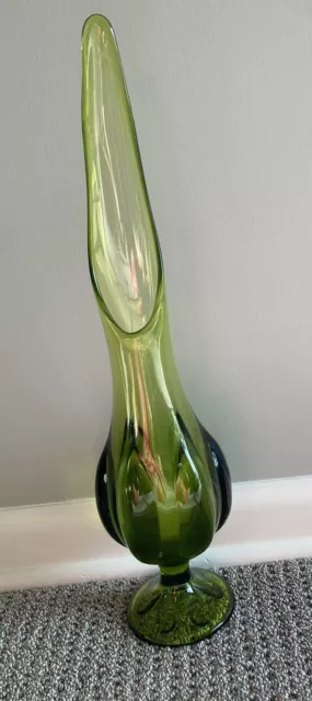Vintage MCM Viking Glass Epic 6 Petal Avocado Green 19.5” Swung Vase