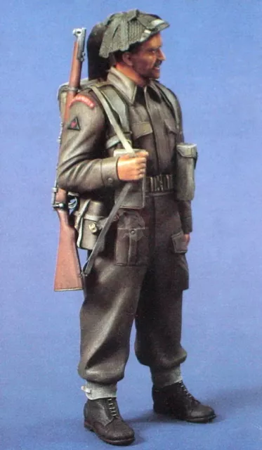 Verlinden 120mm (1/16) British Infantryman with Rifle WWII [Resin Figure] 611