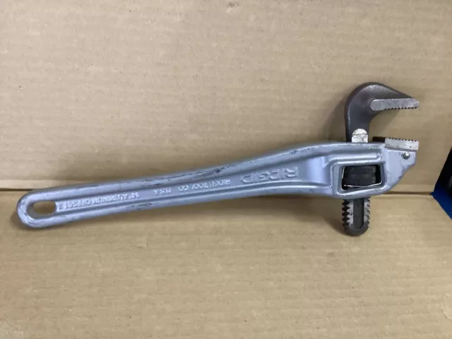 Ridgid 31120 14" Lightweight Aluminum Offset Pipe Wrench, 2" Pipe Capacity