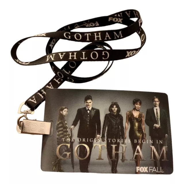 Gotham FOX TV lenticular card on lanyard promo pre-series Batman 2014 Gotham FOX TV lenticular card on lanyard promo pre-series Batman 2014