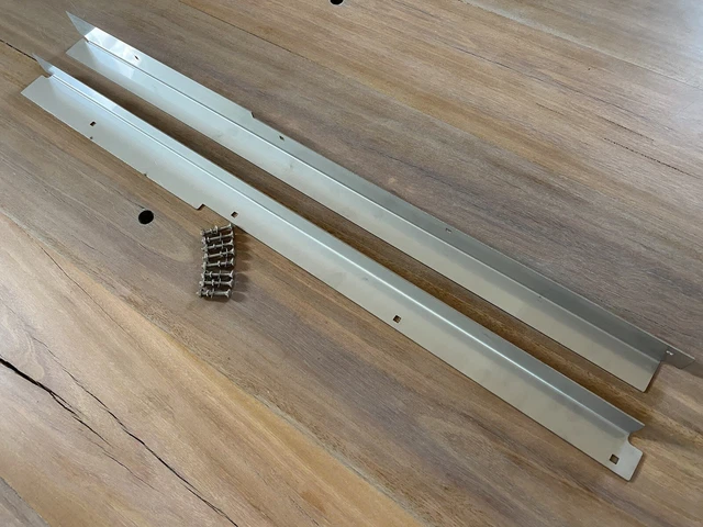 LAND ROVER DEFENDER Stainless Steel Carpet Retainers, Sill Protectors ...
