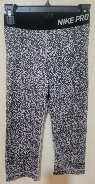 Womens Nike Pro Capri Leggings Small Black & White Dri-Fit