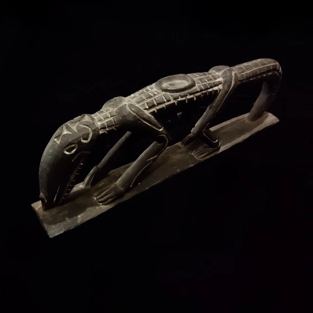 Asmat Proto Crocodile Sculpture Carving Papua New Guinea Head Hunter Tribal Art