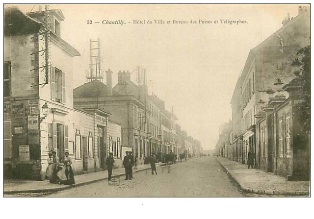 60.CHANTILLY.n°105.HOTEL DE VILLE ET BUREAU DES POSTES ET TELEGRAPHES