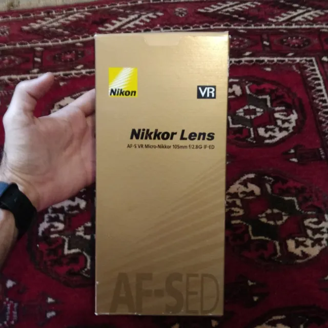 Nikon Micro NIKKOR 105mm f/2.8G AF-S VR IF-ED Macro Lens F Mount FX