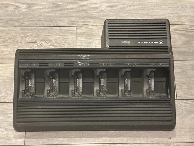 Motorola NTN1177C 6 Bay Multi-unit Radio Battery Gang Charger with Cable