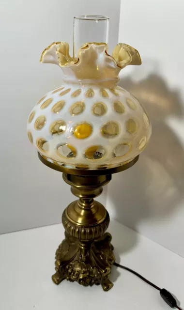 Rare!  Vintage Fenton Art Glass Honeysuckle Opalescent Coin Dot Lamp N8