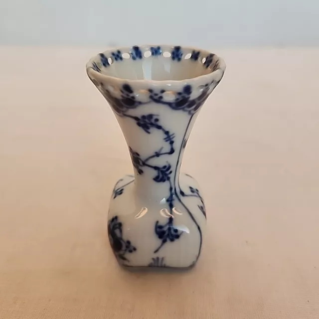 Royal Copenhagen Blue Fluted Full Lace 3" Bud Vase #1161....Signed & Mint!