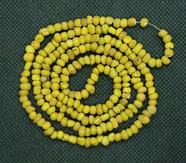64cm Perle Verre Ancien Fouille Ancient Excavated Indo Pacific Yellow Glass Bead