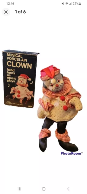 Albert E. Price Porcelain Circus Clown  Musical Wind Up & Moves  Sits On Shelf