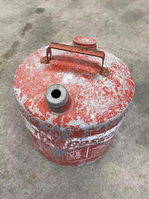 BS2 Vintage Eagle 5 Gallon Round Metal Red Gas Fuel Can the gasser