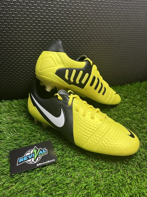 Nike ctr size 11 top