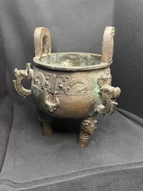 9" Archaic Bronze Chinese Ritual Tripod Food Vessel 2