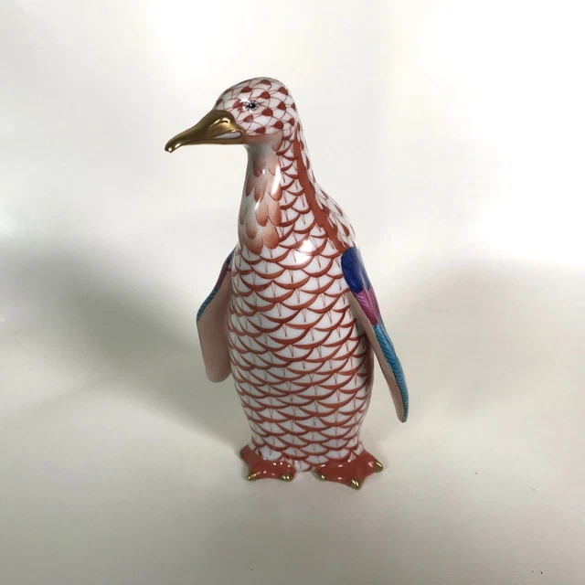 Herend Penguin Figurine - Rust Fishnet (15326)
