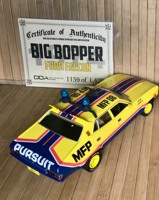 1⁄18 グリーンライト 1974 フォード ファルコン X8 マッドマックス