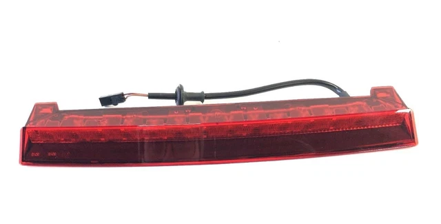 3ème Feu Stop Arrière LED Pour Audi A3 8P 5 Portes 2004-2012 - Haute Qualité ABS Rouge/Fumé