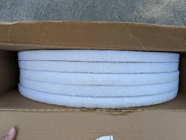 24" 3M White Super Polish Pads 4100 Case of 5 -0523SH