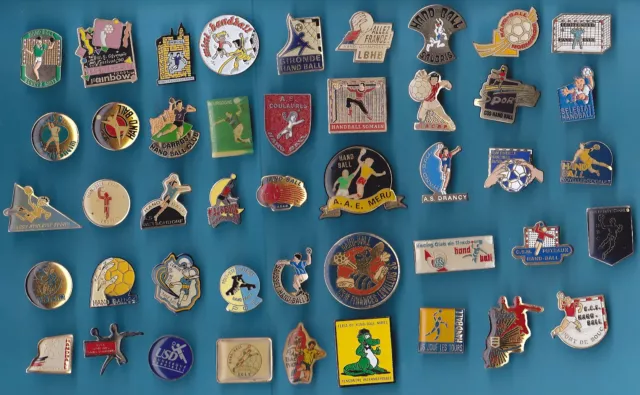 Rare Lot De 45 Pin's Sport Hand Ball Club       Hbc15