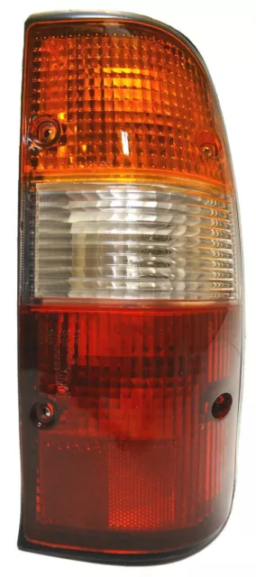 Mazda B2500 1998-2001 Arrière Droit Feux de Signalisation Lampe Droit