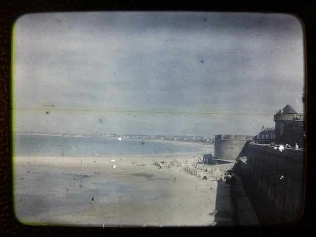 AUTOCHROME Lumichrome c1930 SAINT-MALO The ramparts and the beach