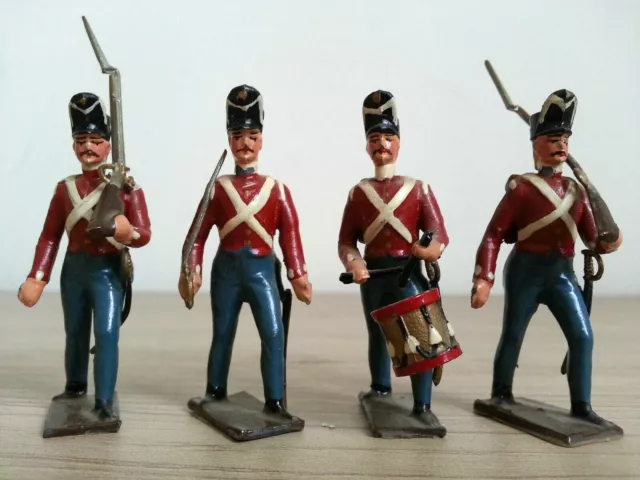 4 anciens SOLDATS DE PLOMB CBG MIGNOT Infanterie Anglaise au Défilé 1er Empire