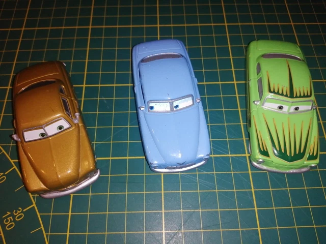 lot de  voitures cars disney pixar metal  d occasion