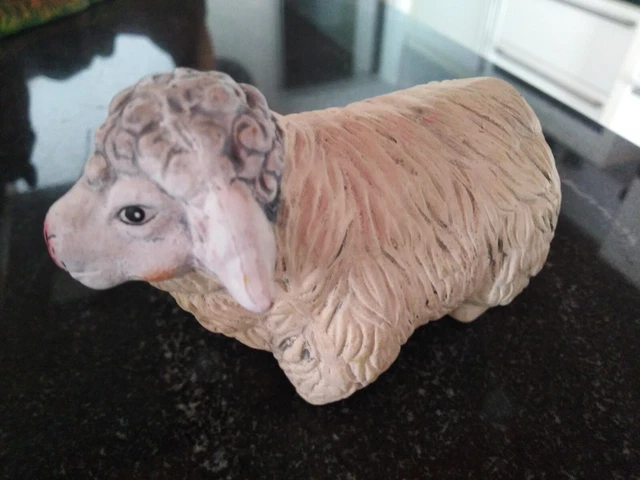 krippenfigur Schaf schön gestaltet,