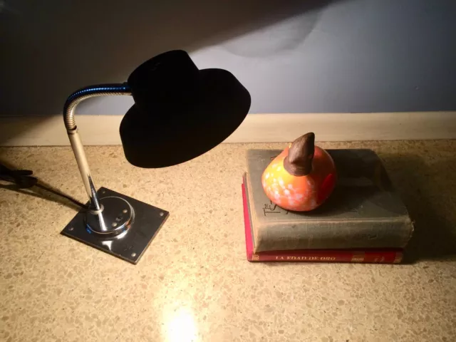 Lampe de bureau moderne en col d'oie du milieu du siècle noire et chrome doubles lumières 2