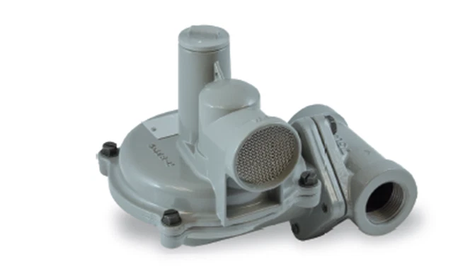 Itron Model B42R Gas Regulator  3/4", 1/2X9/16 Ori, 6-16"W.c. Outlet Pressure