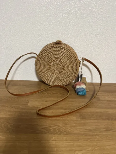 Round Brown Hand Woven Wicker Rattan Basket Purse Snap Crossbody Bag Boho 8”